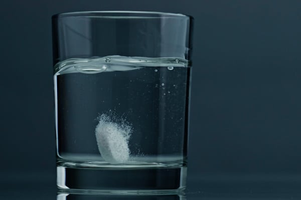 antacid dissolving in water